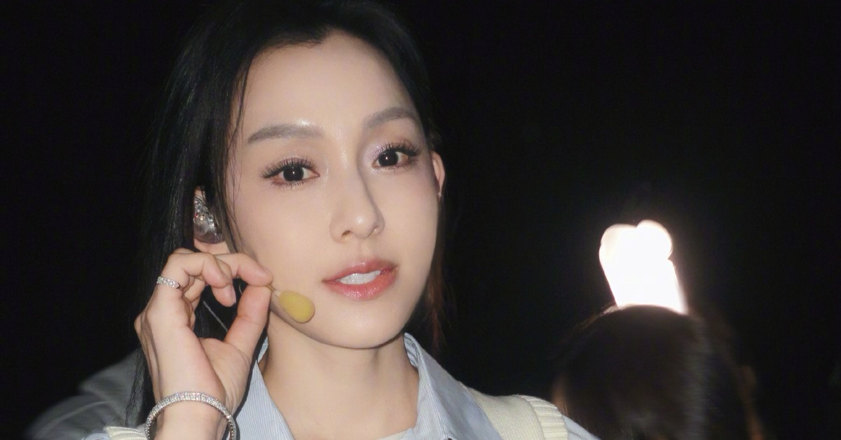 范瑋琪近日演出〈親親〉被轟划水。（圖／翻攝自范瑋琪微博）