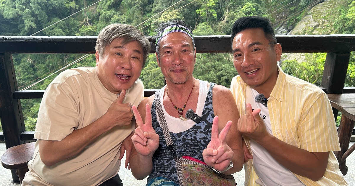 胡瓜與黃仲崑、民雄暢談軍旅歲月及演藝圈出道史。（圖／下面一位提供）