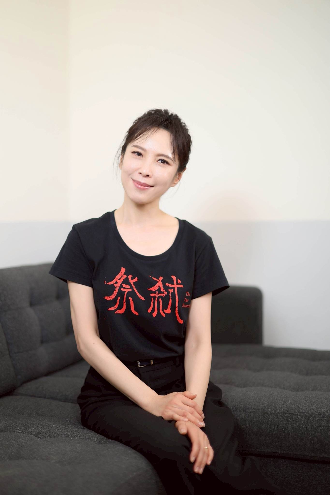 天心在《祭弒》演出戀愛腦太太。（圖／東森娛樂）