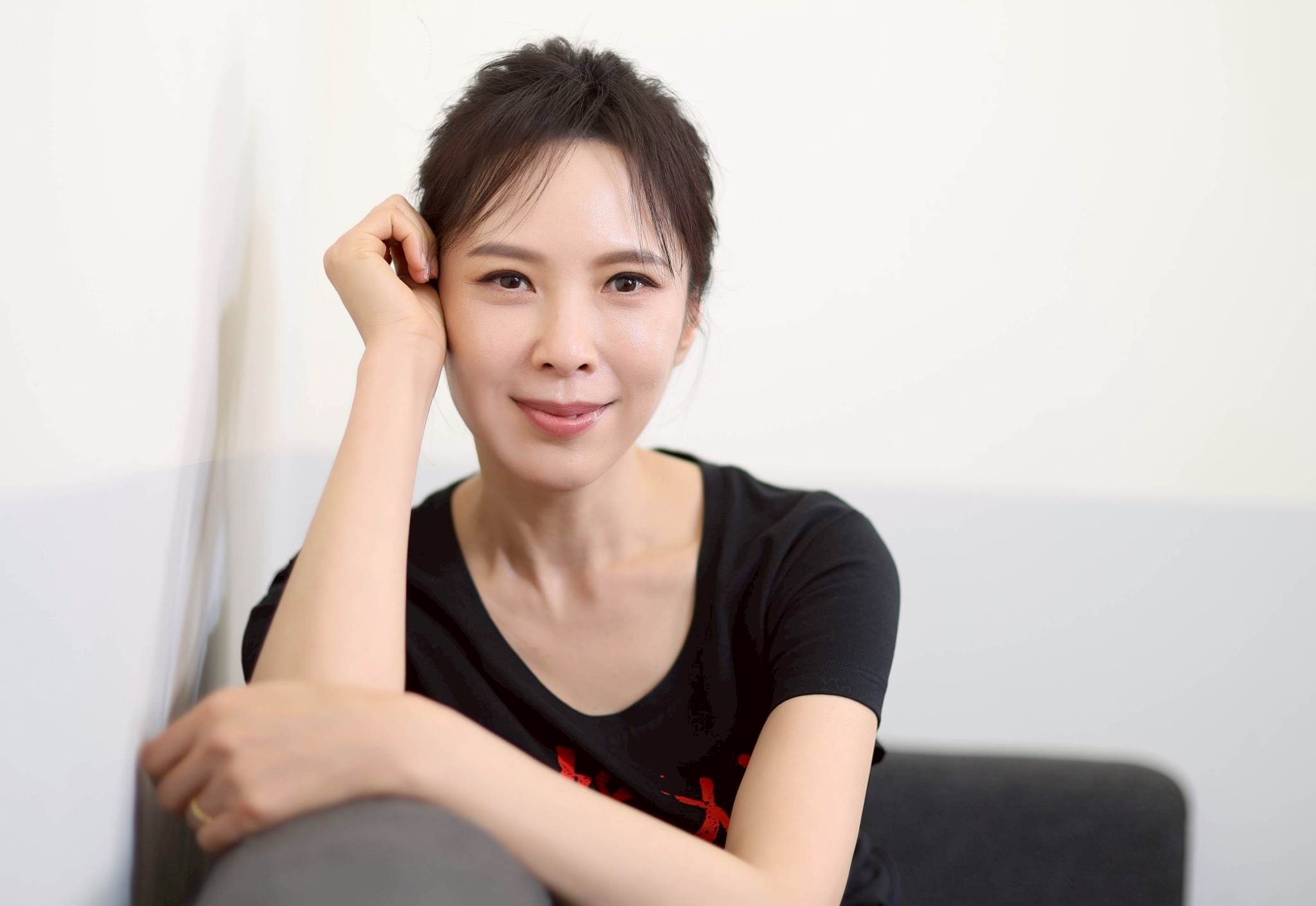 天心與金先生相處就像韓劇一樣浪漫。（圖／東森娛樂）