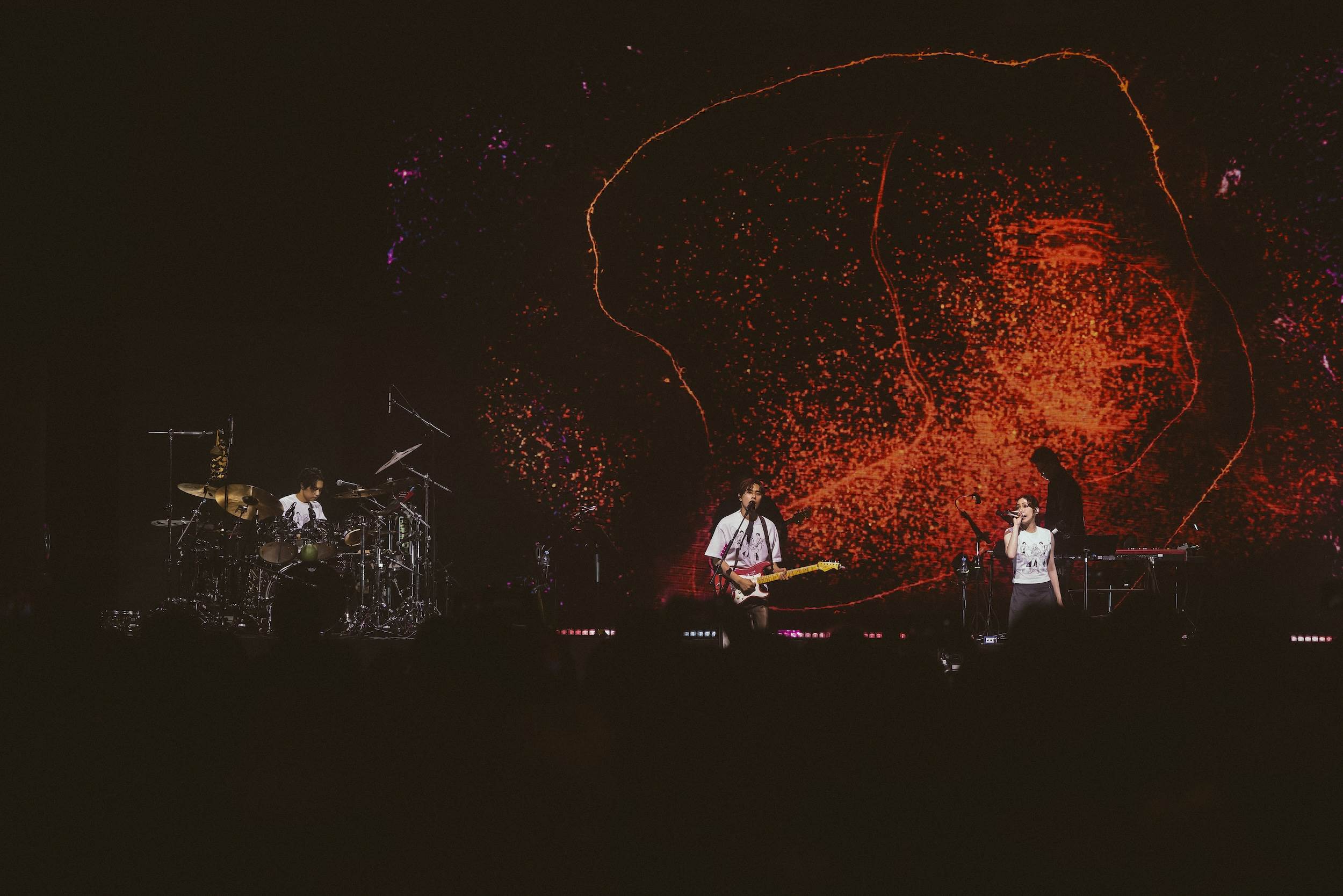 倫敦開唱變大型相親現場　告五人化身「月老」神助攻喊：一個人進場、兩個人離開。（圖／相信音樂提供）