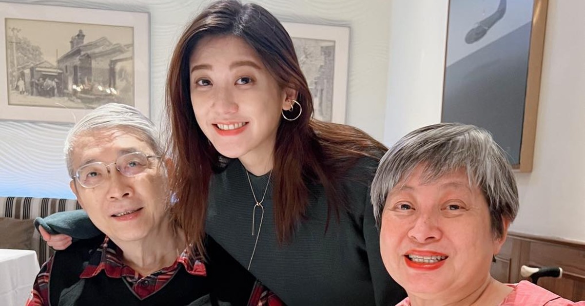 林逸欣與父母感情十分深厚。（圖／翻攝自林逸欣臉書）