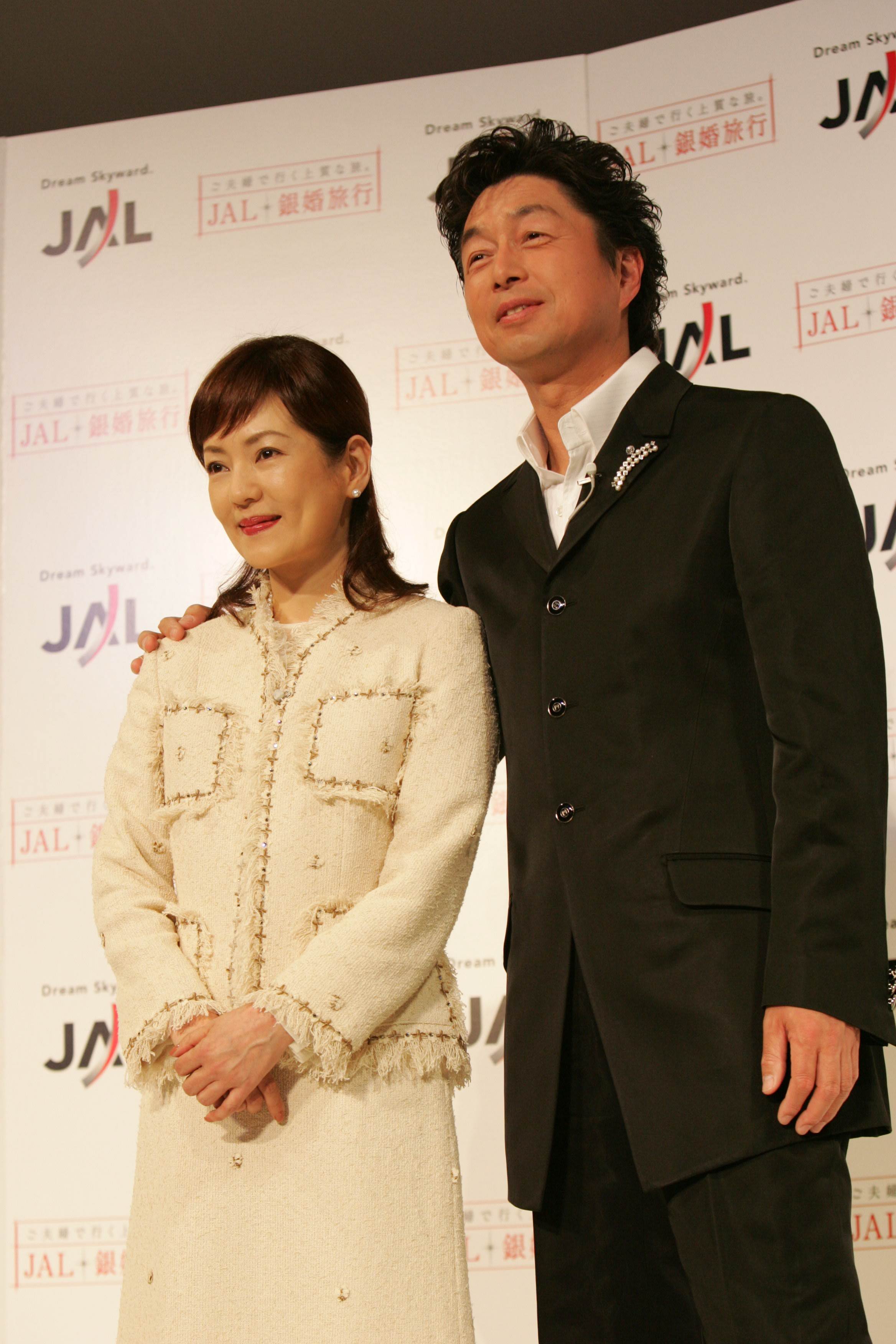 日本資深女星五十嵐淳子和中村雅俊結婚49年，兩人也是演藝圈中的模範<a href='https://star.ebc.net.tw/search/tags/夫妻/' target='_blank'>夫妻</a>。（圖／翻攝自X）