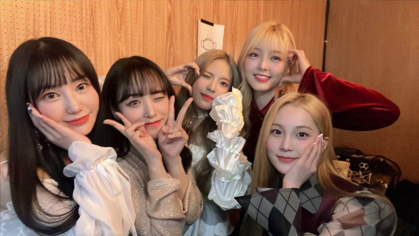 韓國女團ARIAZ（아리아즈）在成員變動後，曾以5人形式活動1年，最終還是停止活動。（圖／翻攝自ARIAZ X）