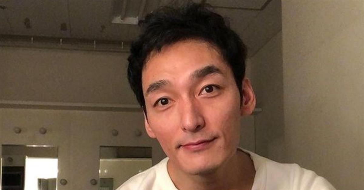日本51歲演員兼歌手草彅剛，今（7）日透過所屬經紀公司宣布升格當爸。（圖／翻攝自草彅剛IG）