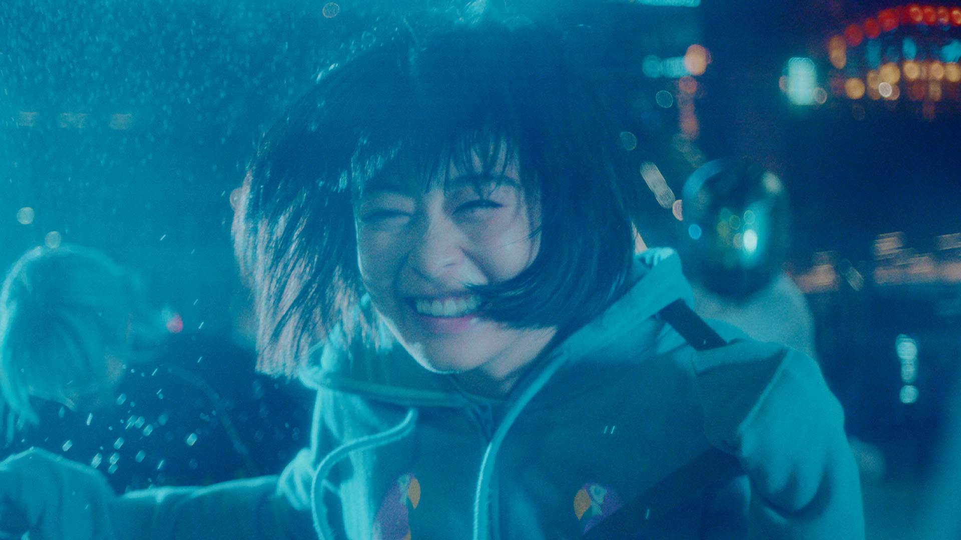 三度入選日舞影展的日本導演長久允（NAGAHISA Makoto）《炎上》（BURN）由森七菜主演，以超現實風格描繪歌舞伎町少女闖入愛情旅館烏托邦的成長代價。（圖／台北電影節提供）