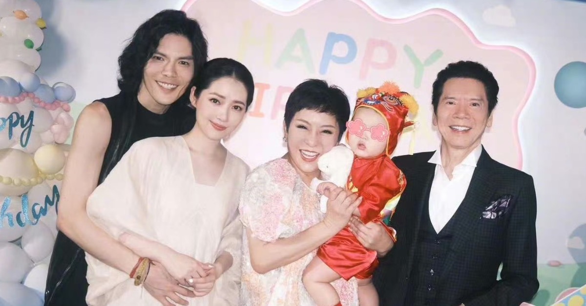 郭碧婷與向佐婚後長期分居台灣、中國兩地，婚變傳聞不斷。（圖／翻攝自微博＠向太Tiffany陳嵐）