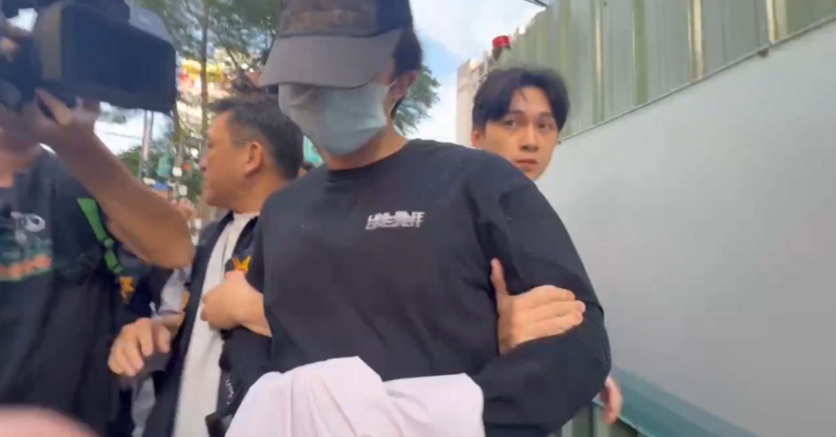 孫安佐因在網路PO出自製「噴火槍」影片，遭到檢警介入偵辦。（圖／東森新聞）