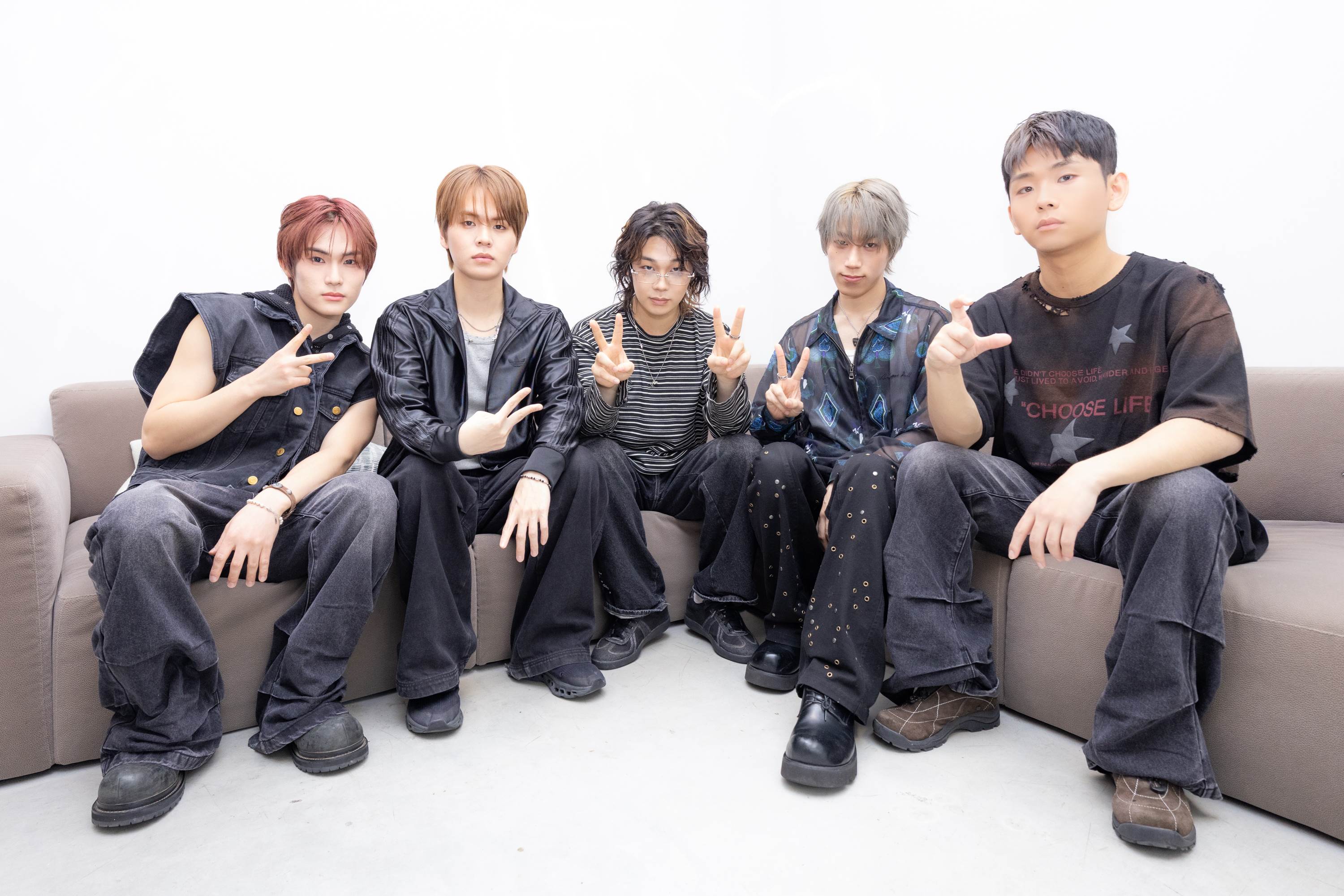 南韓樂團can't be blue將於於5月26日推出全新專輯，主打歌和南韓男團Stray Kids成員合作（左起：李輝元、權多泫、李度勳、金采泫、金大勳）。（圖／攝影師whosdandan提供）