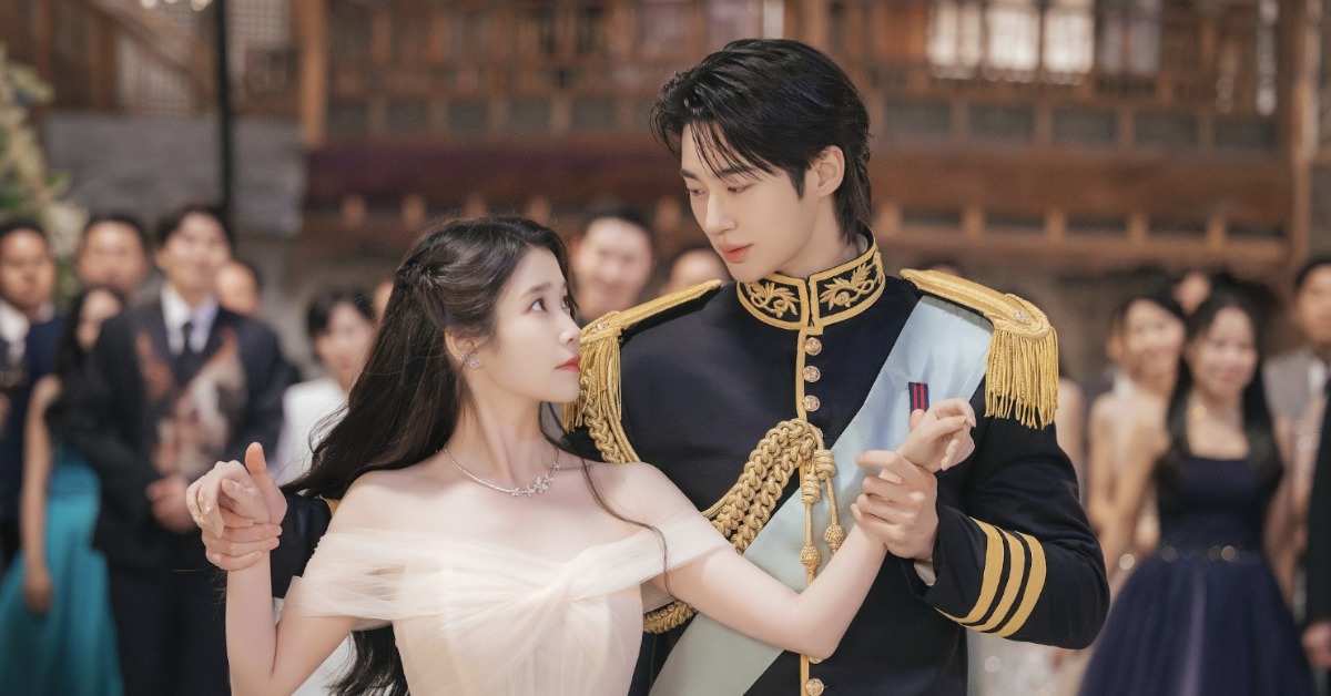 由IU（李知恩）與邊佑錫主演的Disney+韓劇《21世紀大君夫人》迎來大結局。（圖／Disney+提供）