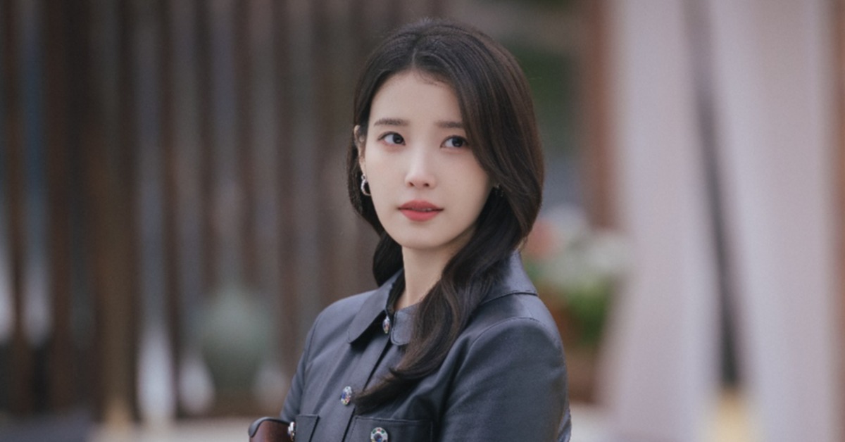 南韓女星IU（李知恩）近日因韓劇《21世紀大君夫人》，二度發聲道歉。（圖／Disney+提供）