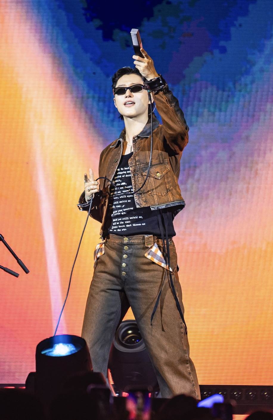 韓國人氣歌手WOODZ世界巡演「2026 WOODZ WORLD TOUR ‘Archive. 1’」，透露自己每次海外演出都會挑選當地歌曲演唱。（圖／iMe TW提供）
