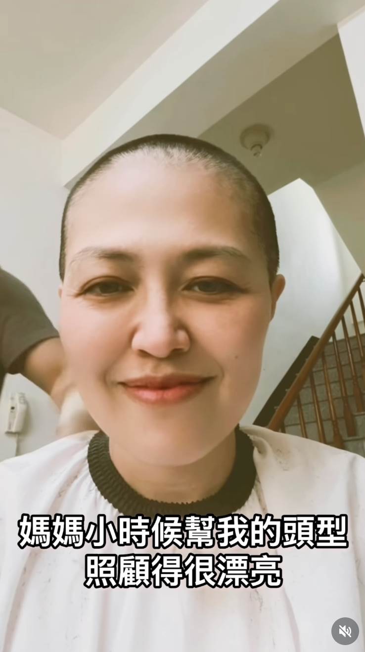 現年43歲的原住民歌手姑慕．巴紹（Kumu Basaw）理平頭過程雖然痛哭，但隨即也轉念自己只是換了個帥氣的新造型。（圖／翻攝自姑慕．巴紹IG）
