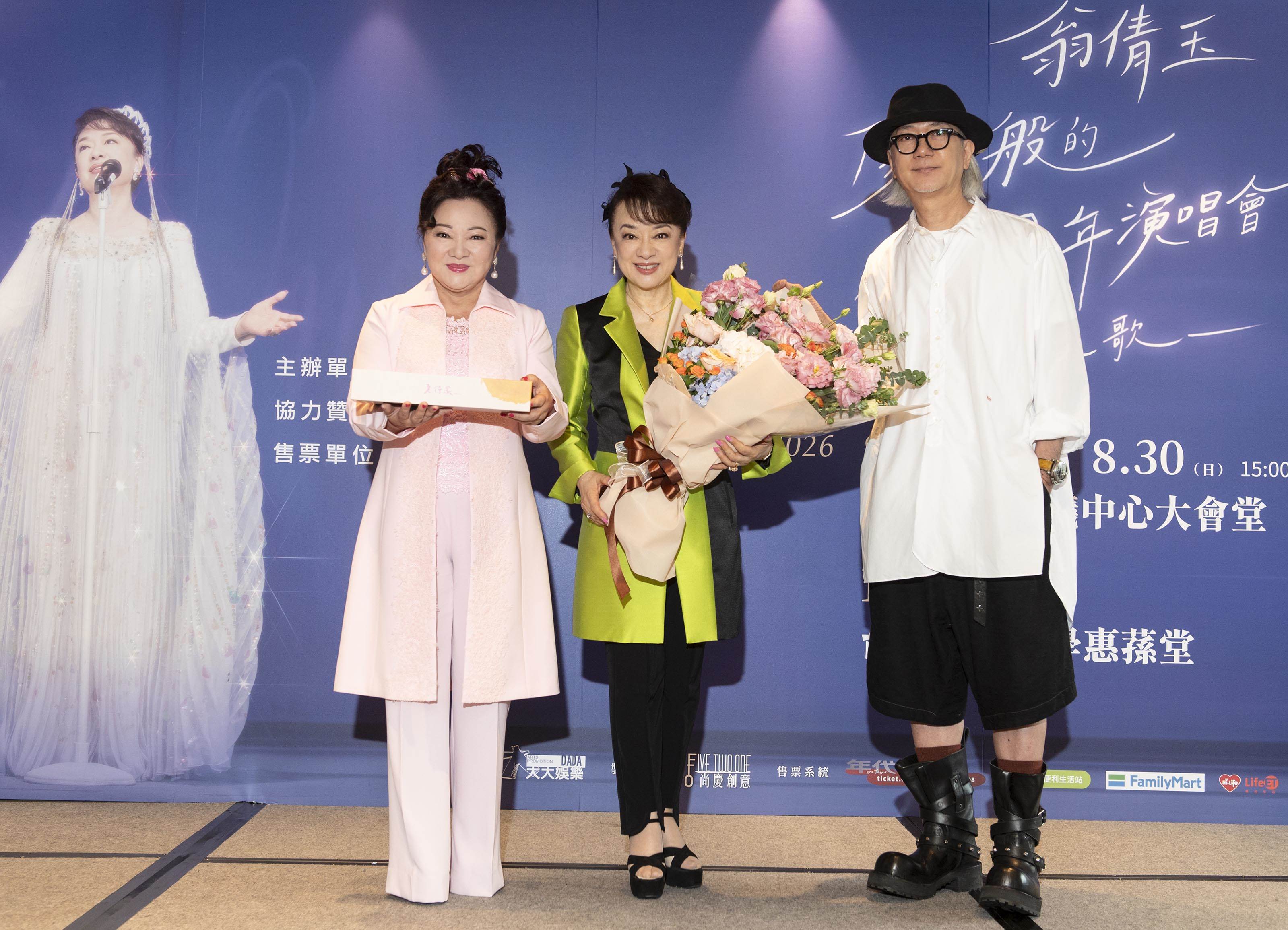 大大國際娛樂總經理李明智為翁倩玉接下電影《陽光女子合唱團》中靈魂人物「玉英奶奶」。（圖／大大娛樂提供）