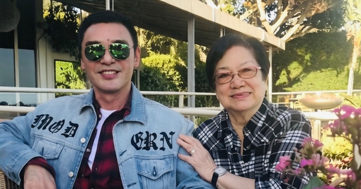 鍾鎮濤發文悼念慈母。（圖／翻攝自鍾鎮濤微博）