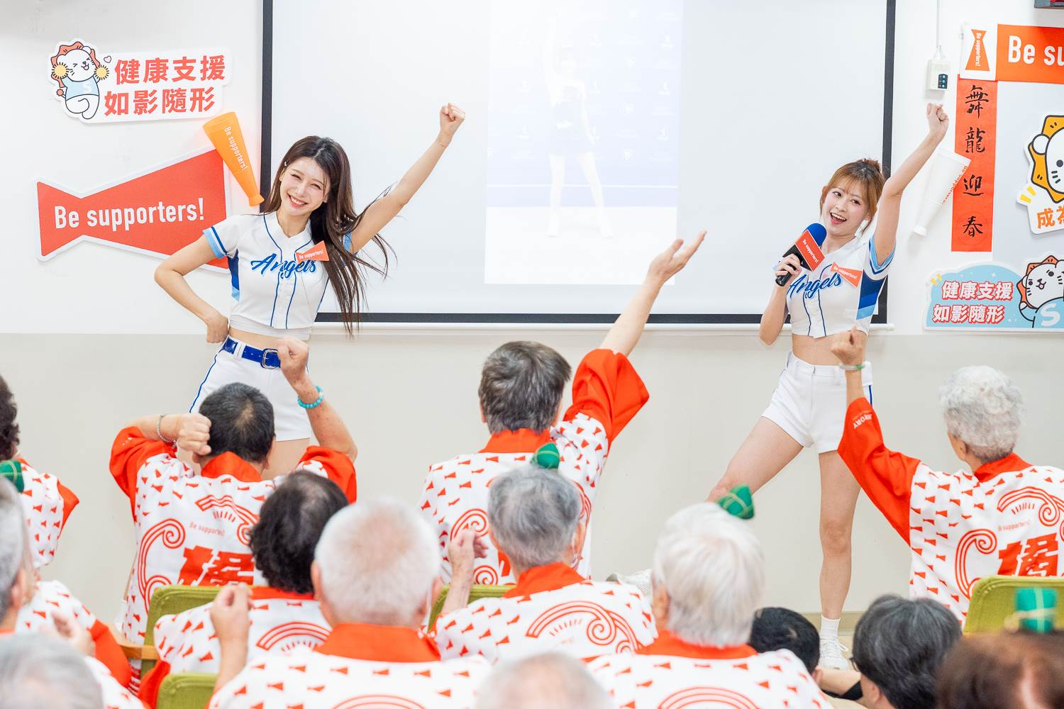 李雅英、Jessy出席端午樂齡活動。（圖／品牌提供）