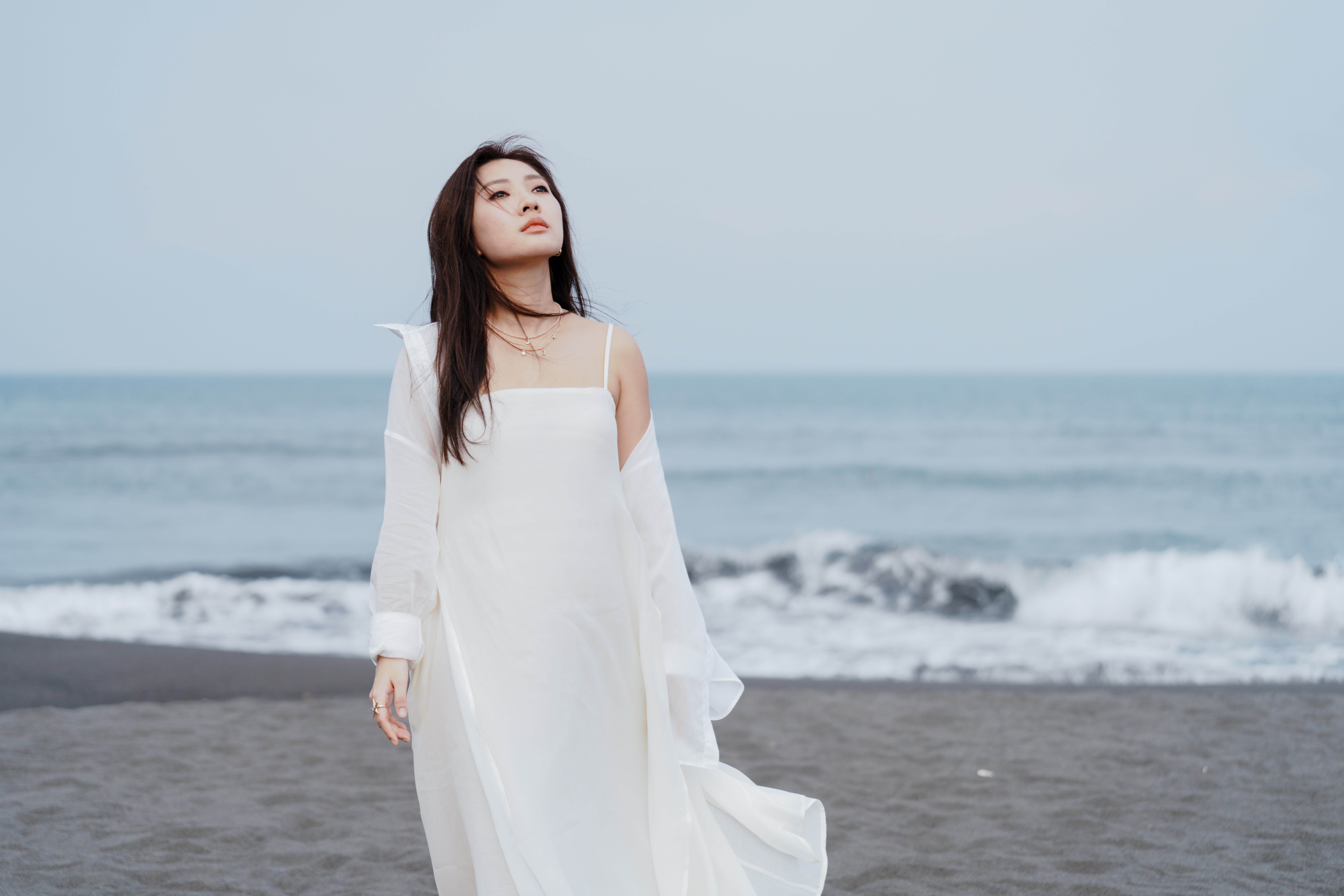 葉玉欞自詡「打不死的小強」，人生起伏釀成音符。（圖／青春音樂提供）