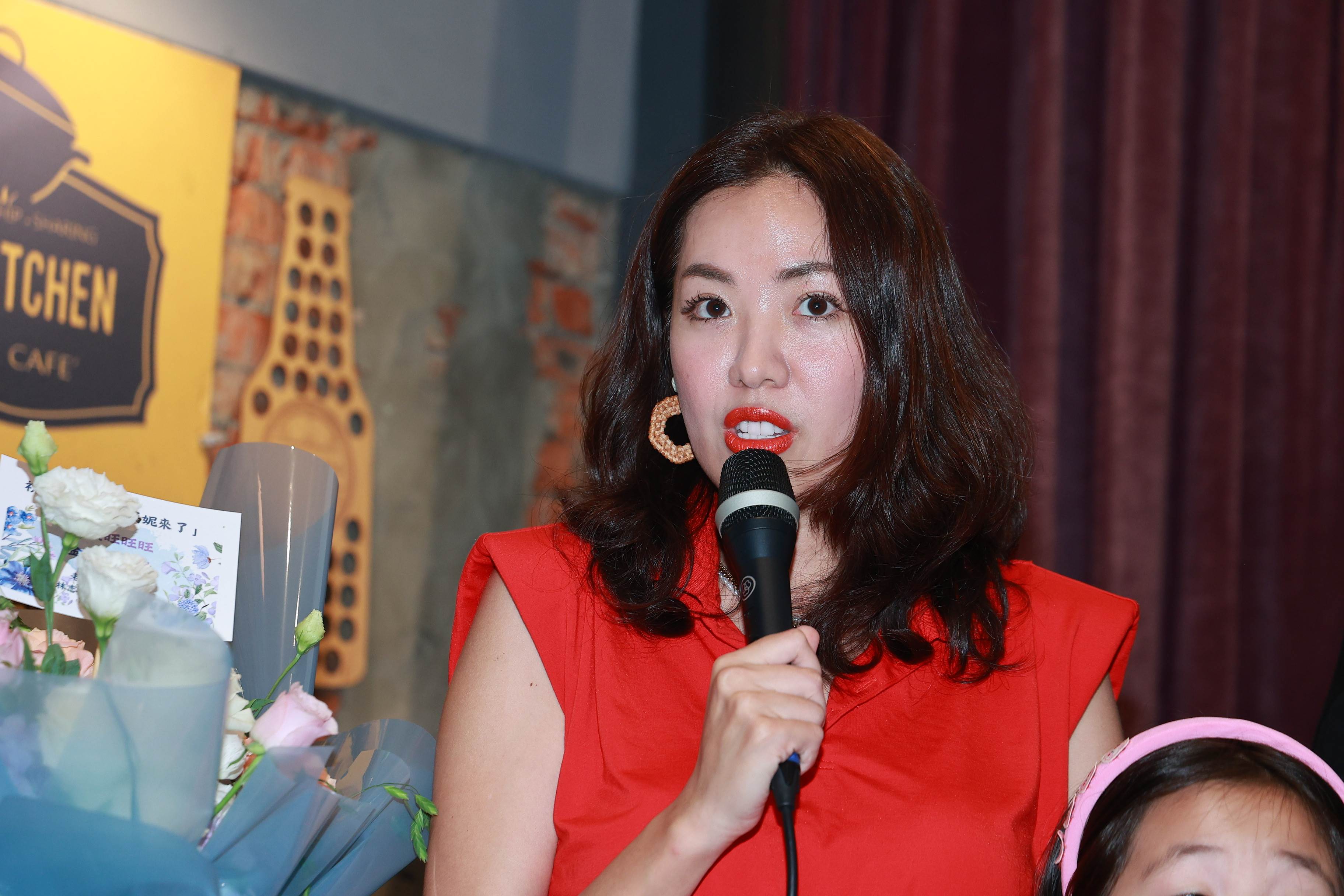 劉伊心澄清特助工作內容。（圖／記者沈芳宇攝）