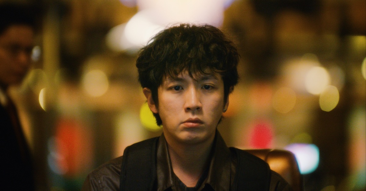 電影《我未許願先吹蠟燭》柯震東飾演廢柴志華。（圖／華映娛樂提供）