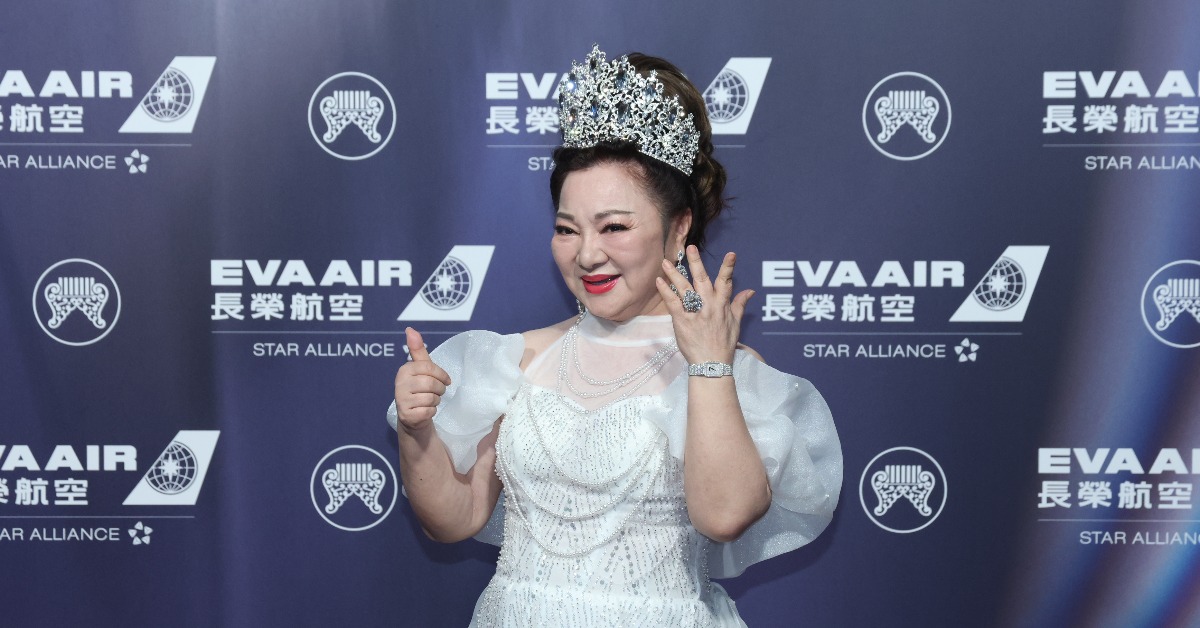 白冰冰戴12克拉鑽戒現身金曲紅毯。（圖／東森娛樂）
