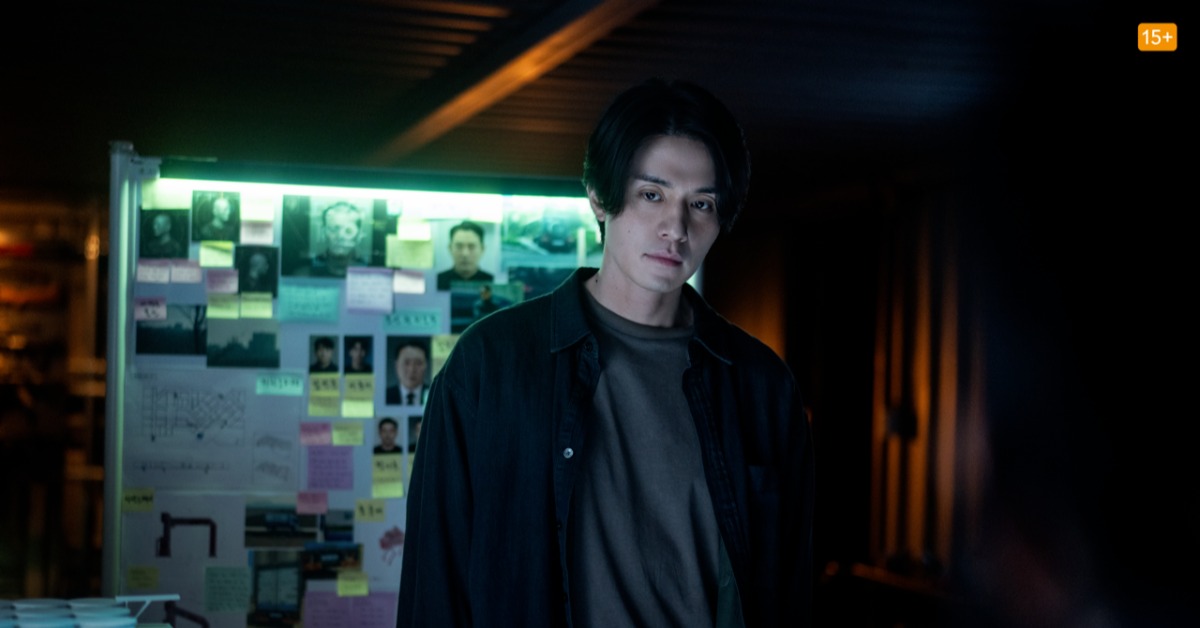 「最強叔叔」李棟旭強勢回歸《殺人者的購物中心》第二季。（圖／Disney+）