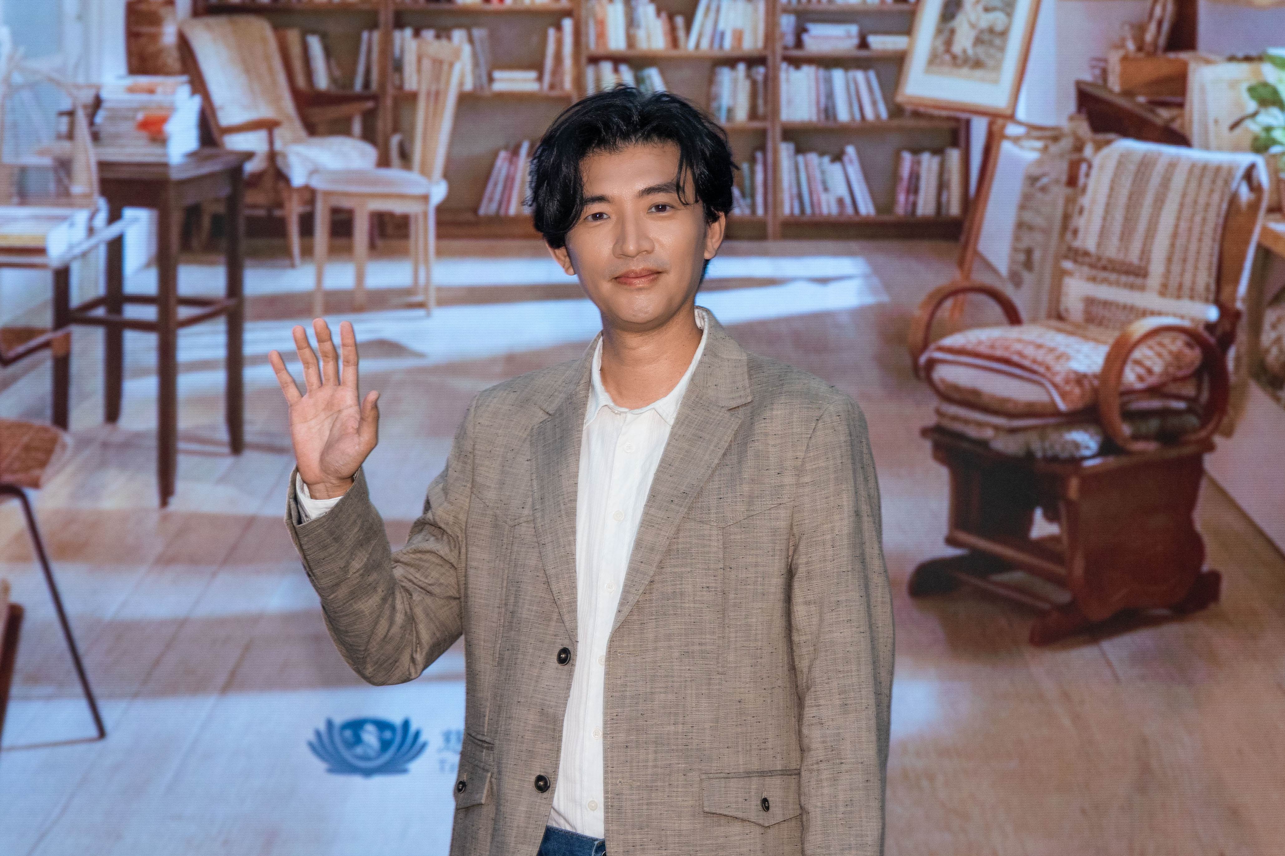 曾少宗在劇中飾演血液腫瘤科李啟誠醫師。（圖／大愛）