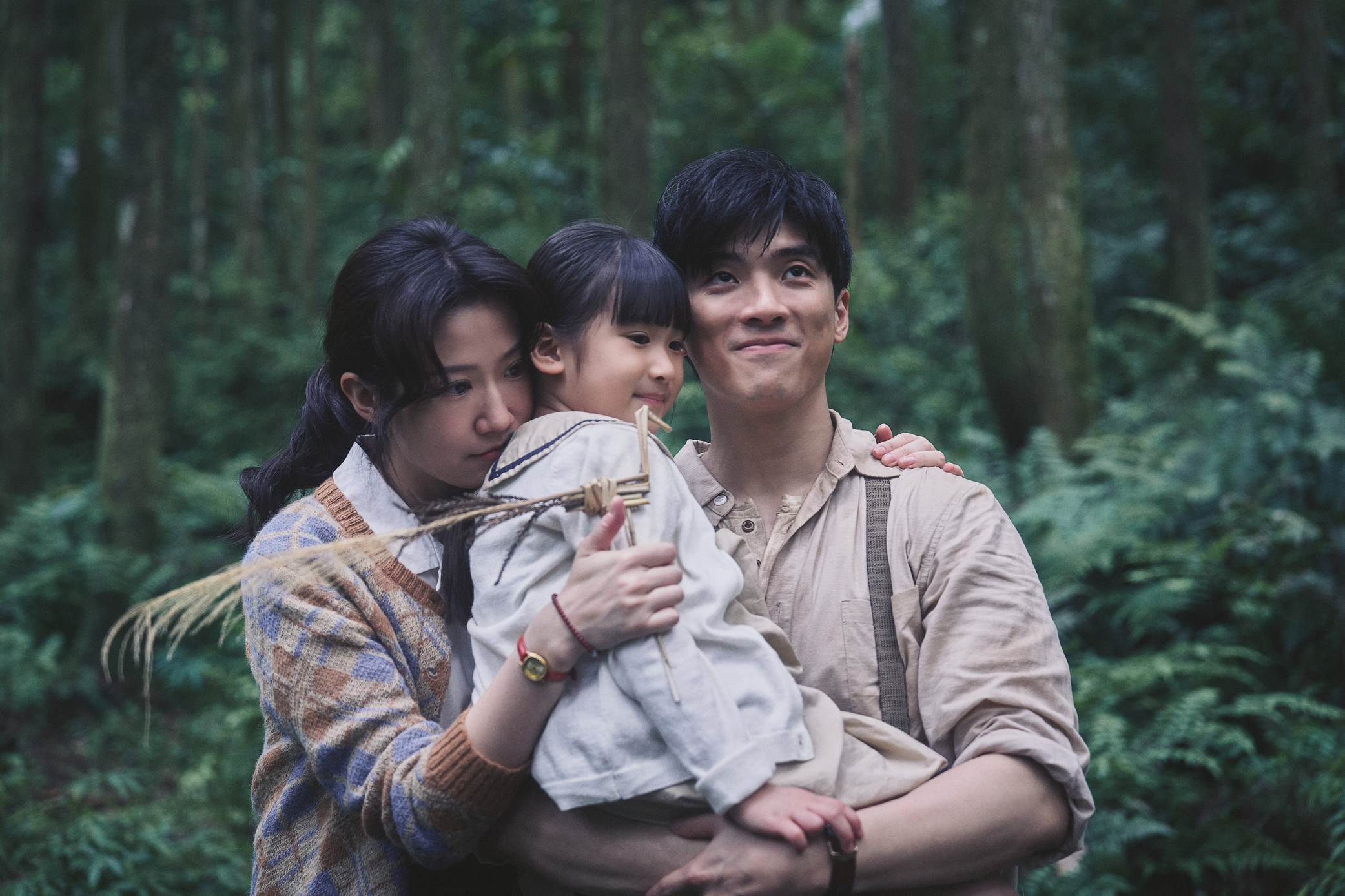 方志友（左）、林哲熹（右）主演影集《再見1987》！揭開大時代悲歌。（圖／公視台語台 提供）