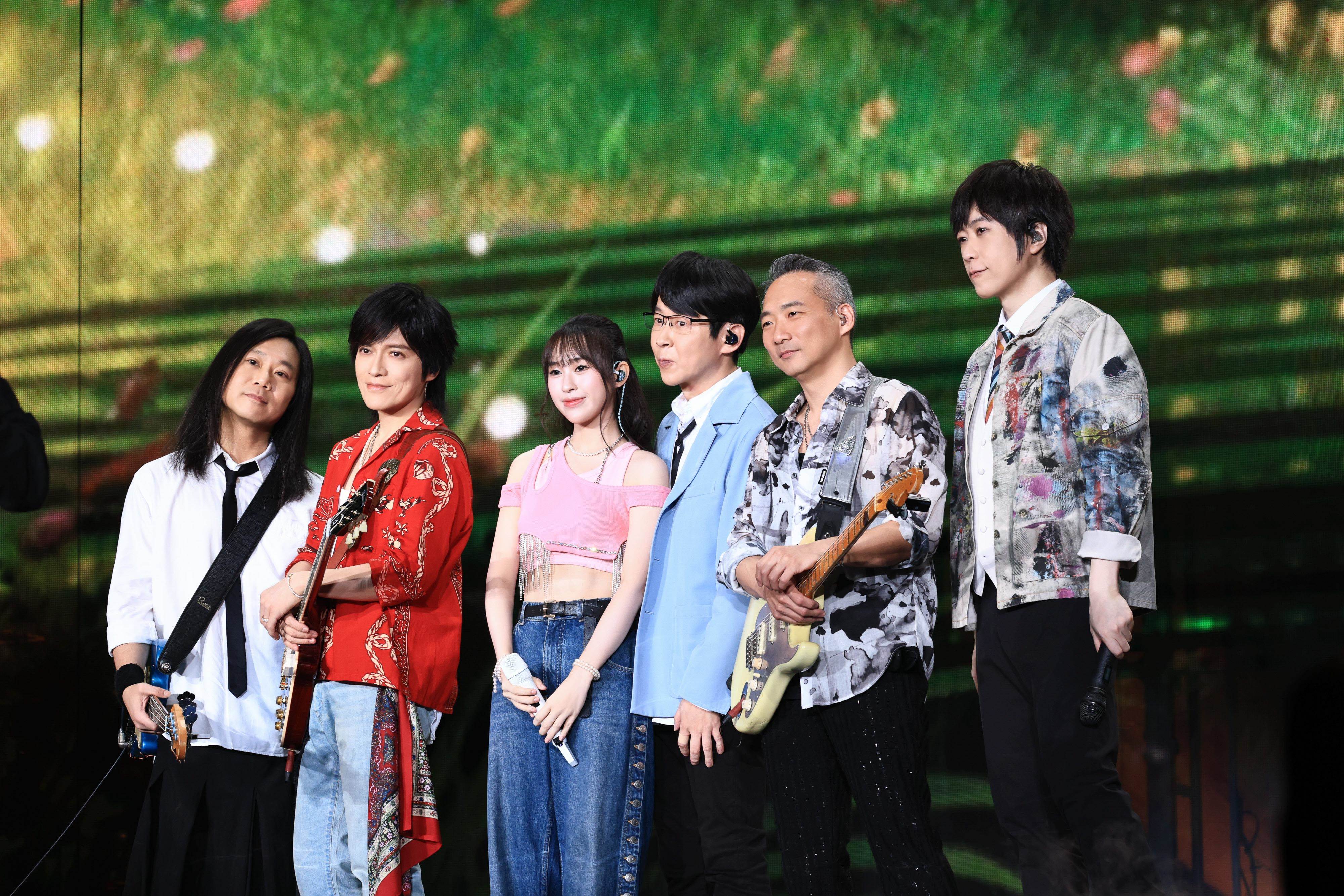 劉芯妤現身五月天演唱會，獻上唱跳新曲〈最完美的存在〉。（圖／相信音樂提供）