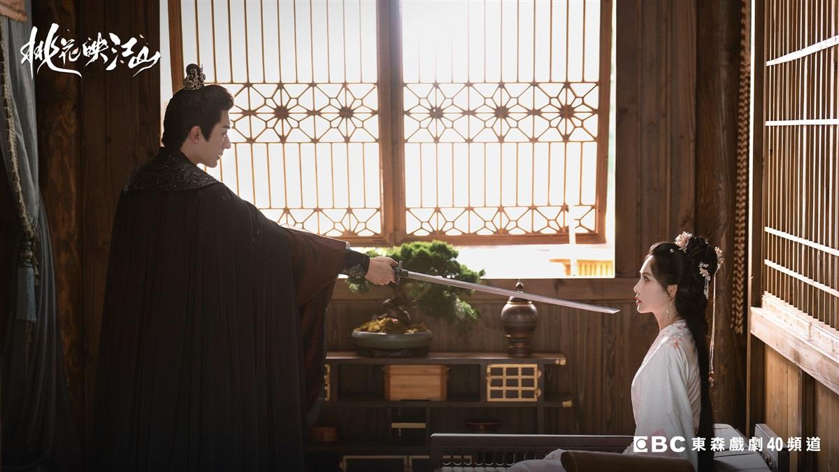 「濃顏系CP」首搭爆火花！《桃花映江山》劉學義、孟子義戲裡掐脖子戲外狂讚對方