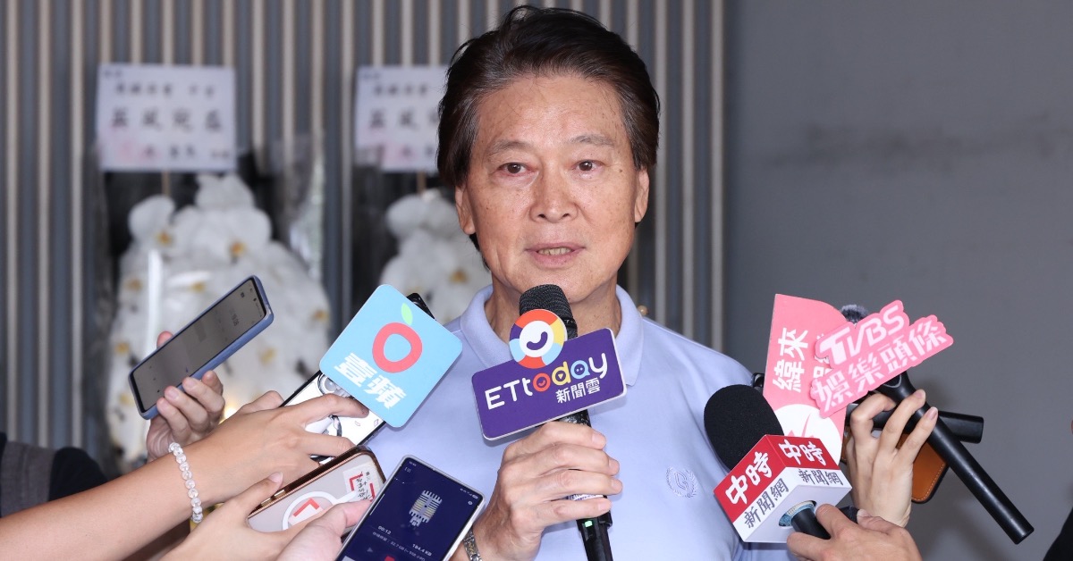 周麟告別式遺照曝光！「弟弟」劉尚謙落淚送別 謝陳美鳳伸援手