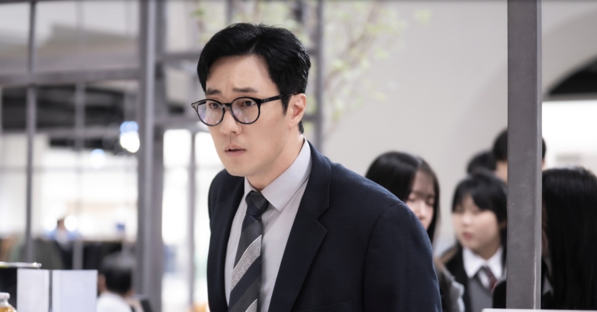 南韓男星蘇志燮主演的Netflix動作影集《金特務：本色回歸》上線後獲得好成績。（圖／Netflix提供）