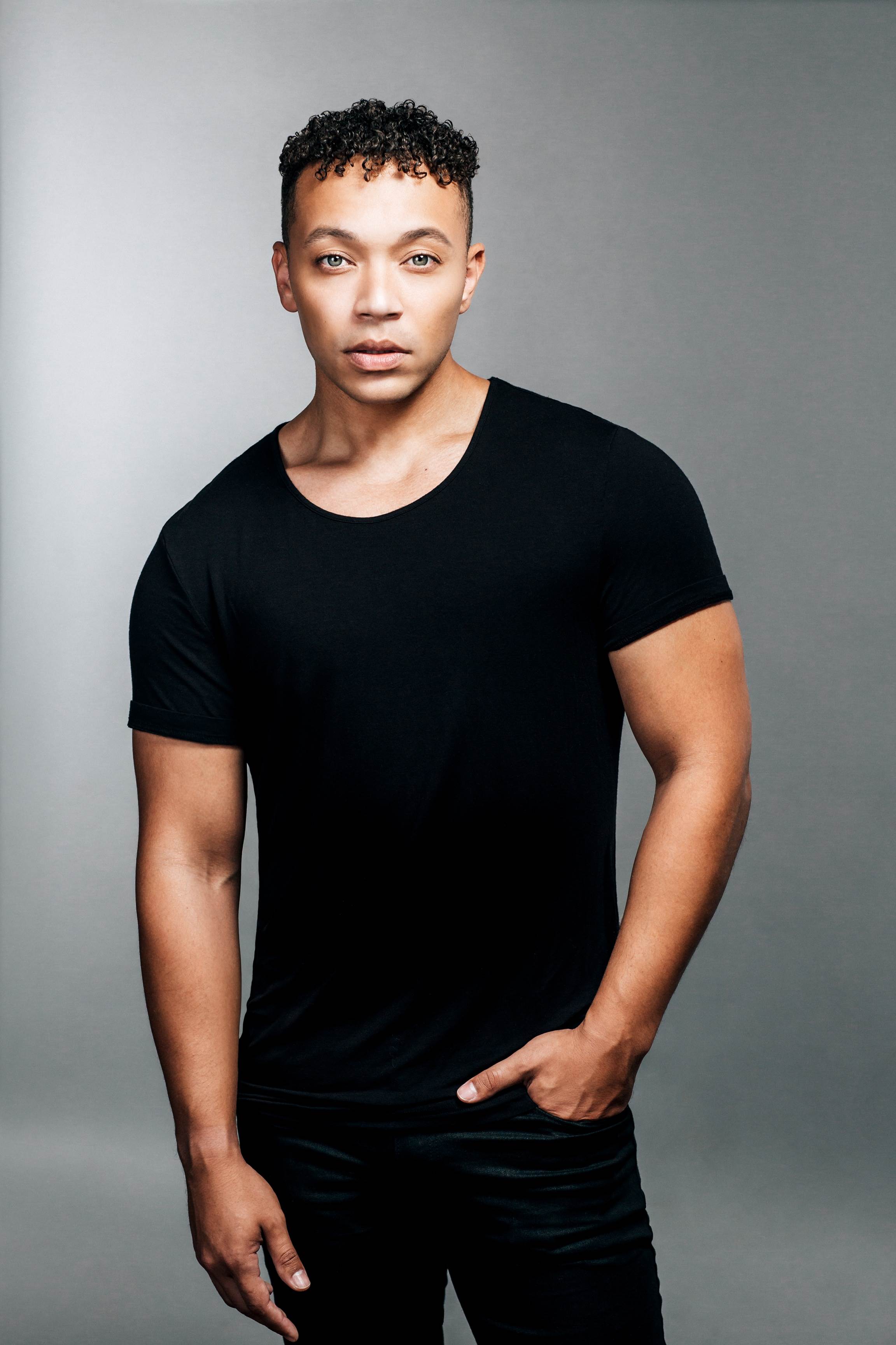 迪士尼全新系列交響音樂會《Disney in Concert: Once Upon a Time》巡演邀請Whitney Claire Kaufman以及男高音Andrew Johnson。（圖／全球音樂經紀提供）
