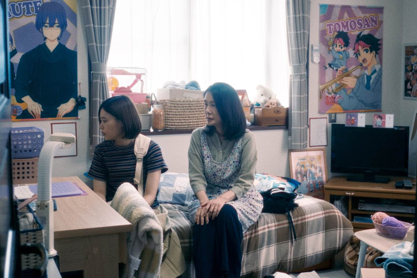 《在世界的盡頭相遇》片中由嘉里極度熱愛的擬人化燒肉動畫《我的心頭肉》以及相關的衍伸同人作品、周邊，也都是劇組精心製作的成果。（圖／天馬行空提供）