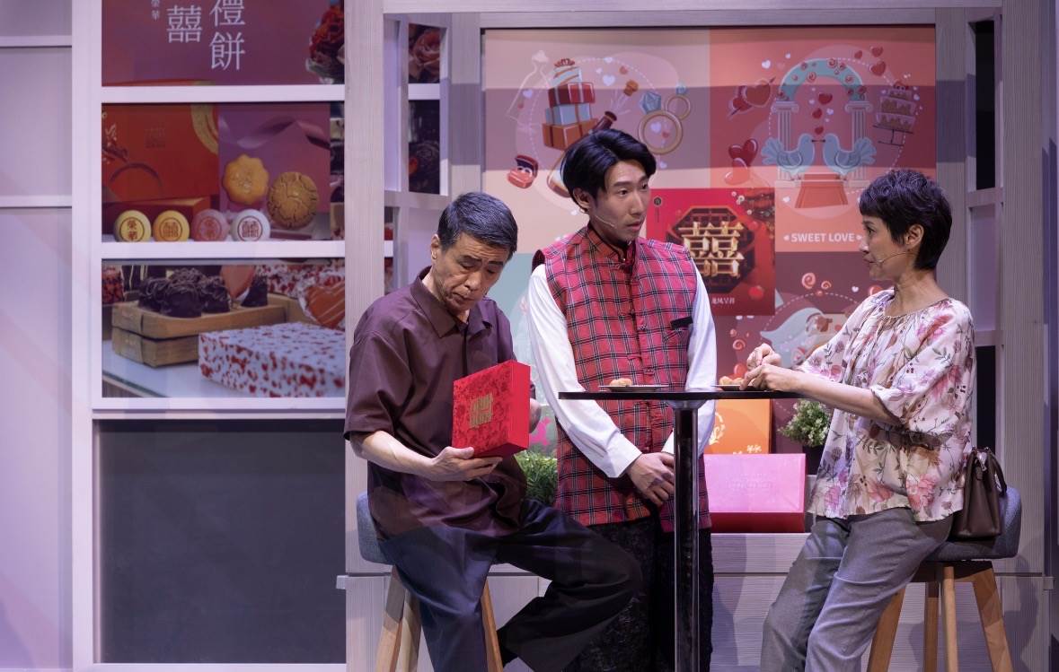 李天柱（左）飾演的生父，對於女兒的婚禮堅持許多自己的意見。（圖／故事工廠）