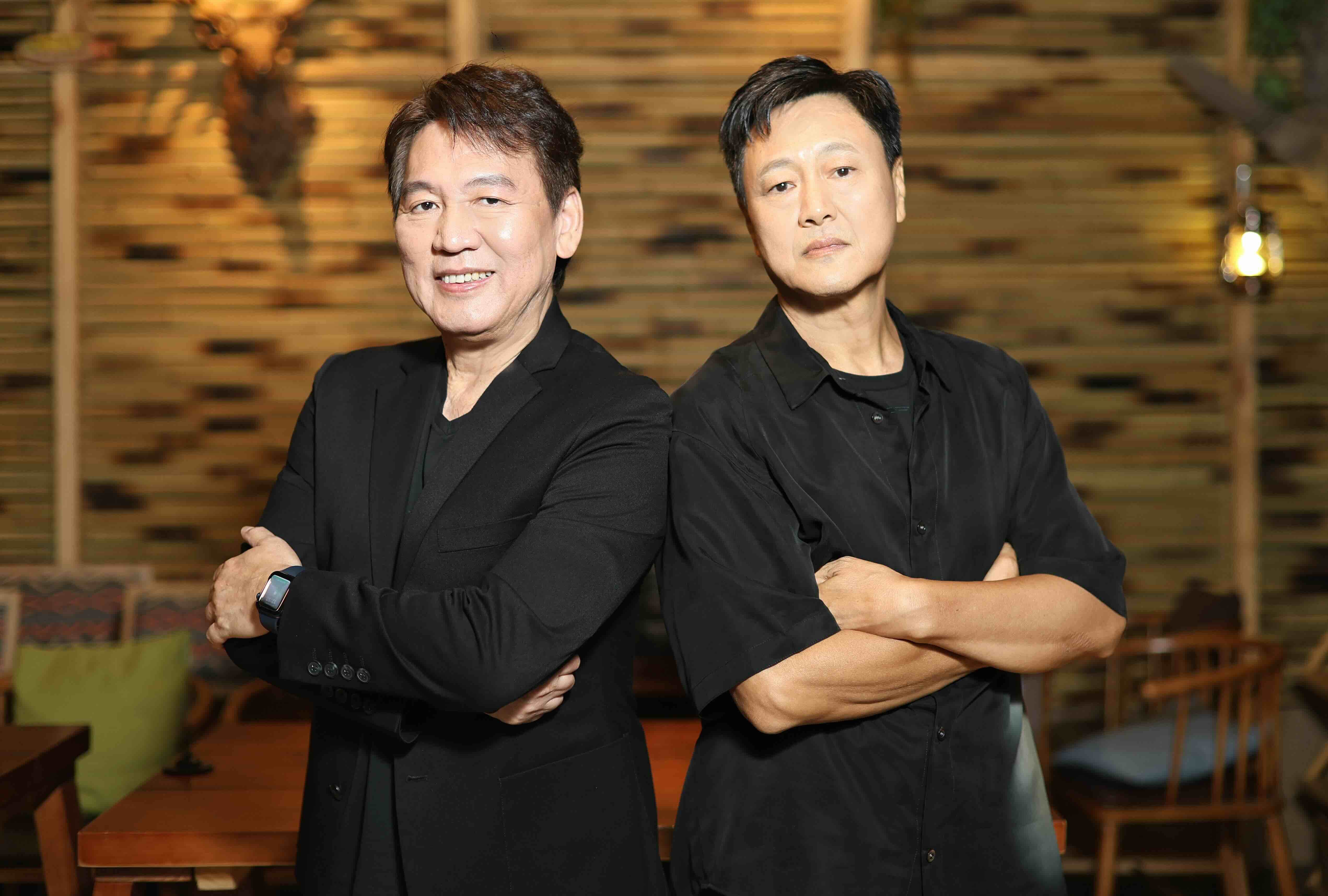 華語樂壇性格男神高明駿首次個唱回歸樂壇，莫過於一手促成演唱會的林國榮老師。（圖／宇禾數位提供）