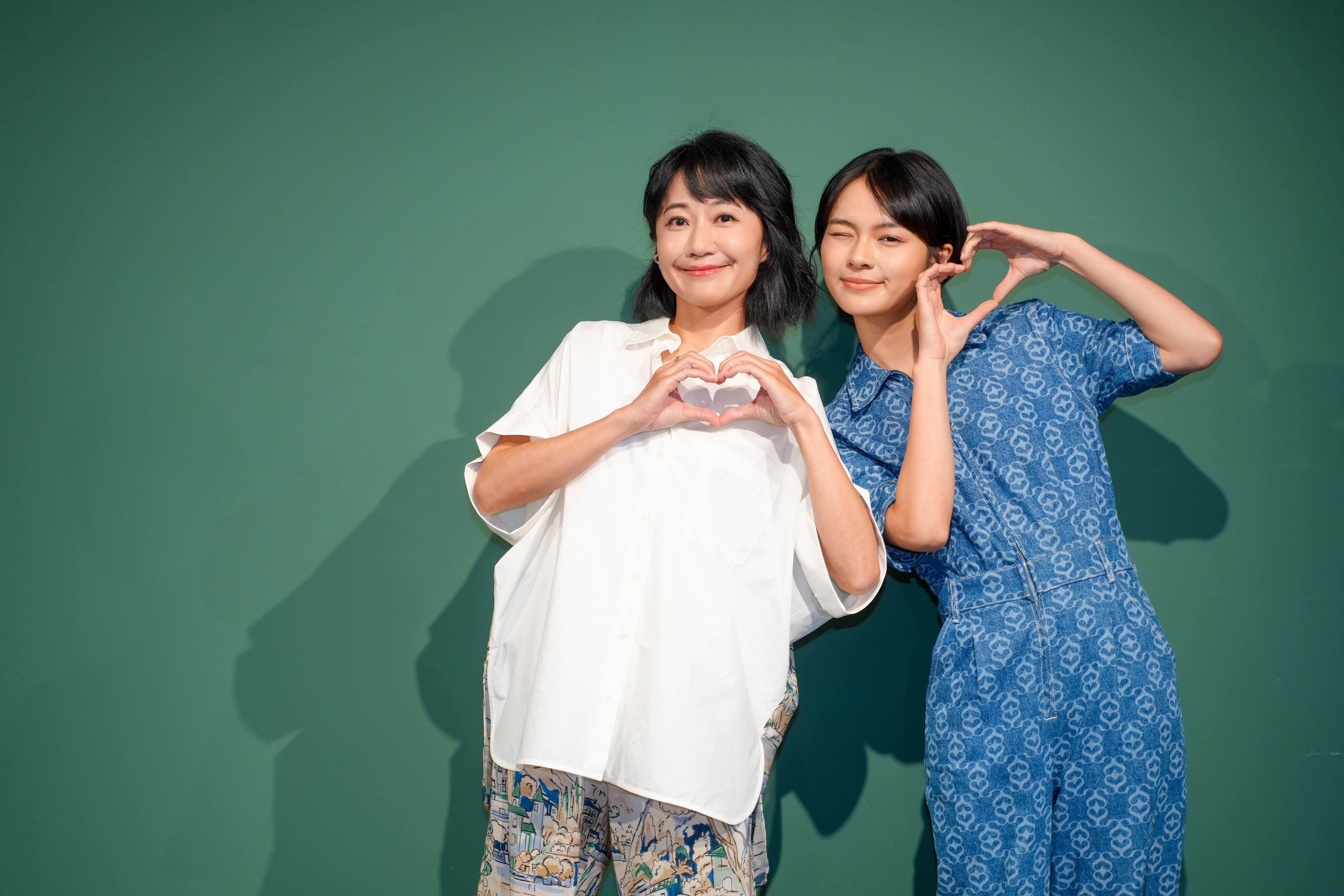 陳婉婷（左）、柏妍樺兩人在劇中飾演母女。（圖／大愛）