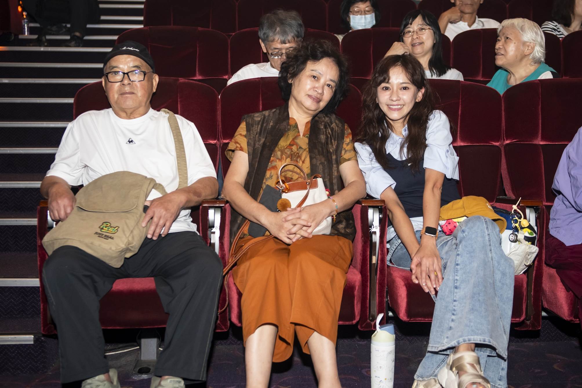 翁倩玉和陳意涵出演《陽光女子合唱團》結識，也帶著家人一起觀看演唱會。（圖／大大娛樂提供）