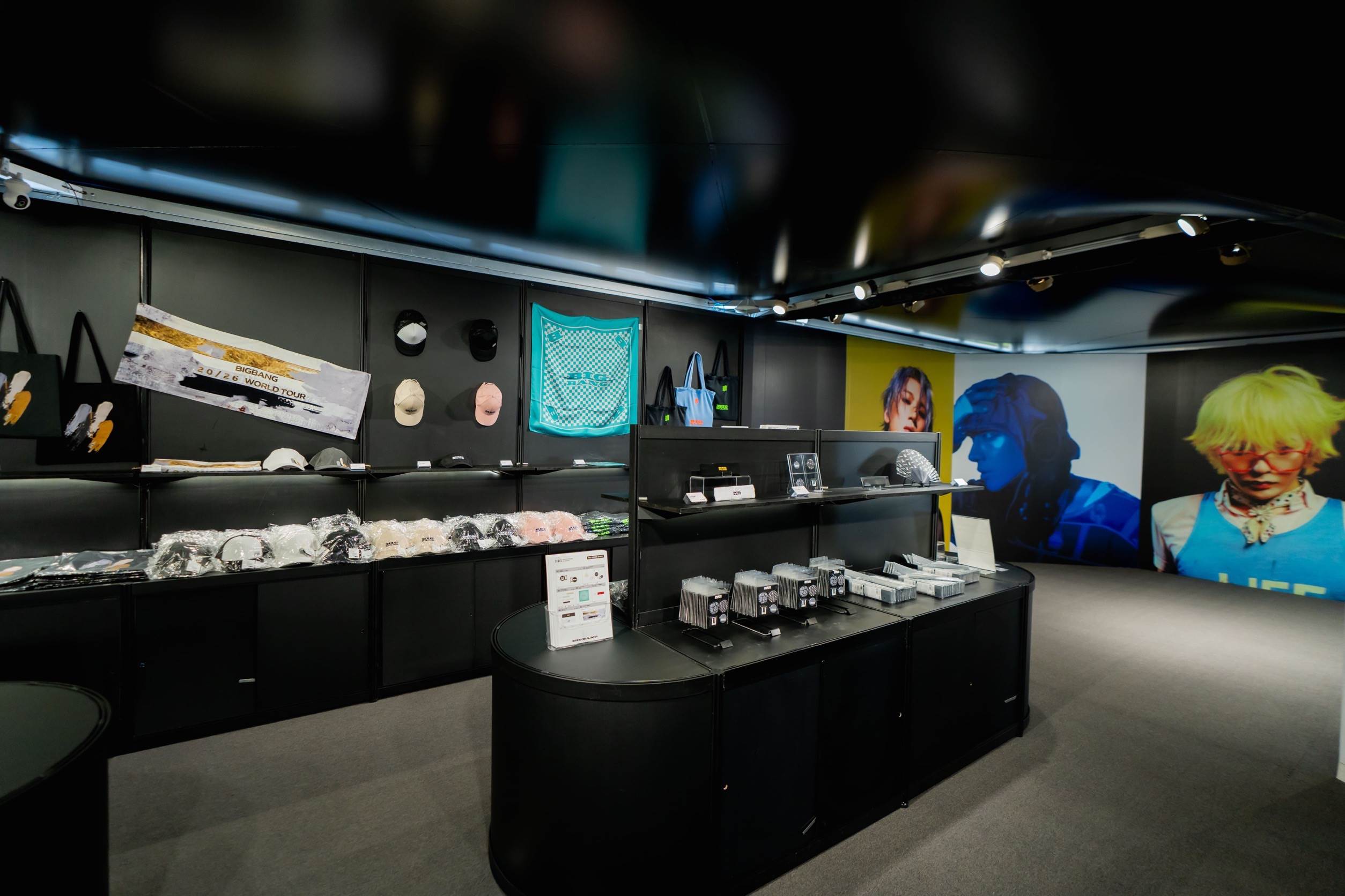BIGBANG台北快閃店集結超過40款周邊商品，陣容一次集結從收藏、造型配件一路延伸至旅行用品。（圖／Apop Taiwan提供）