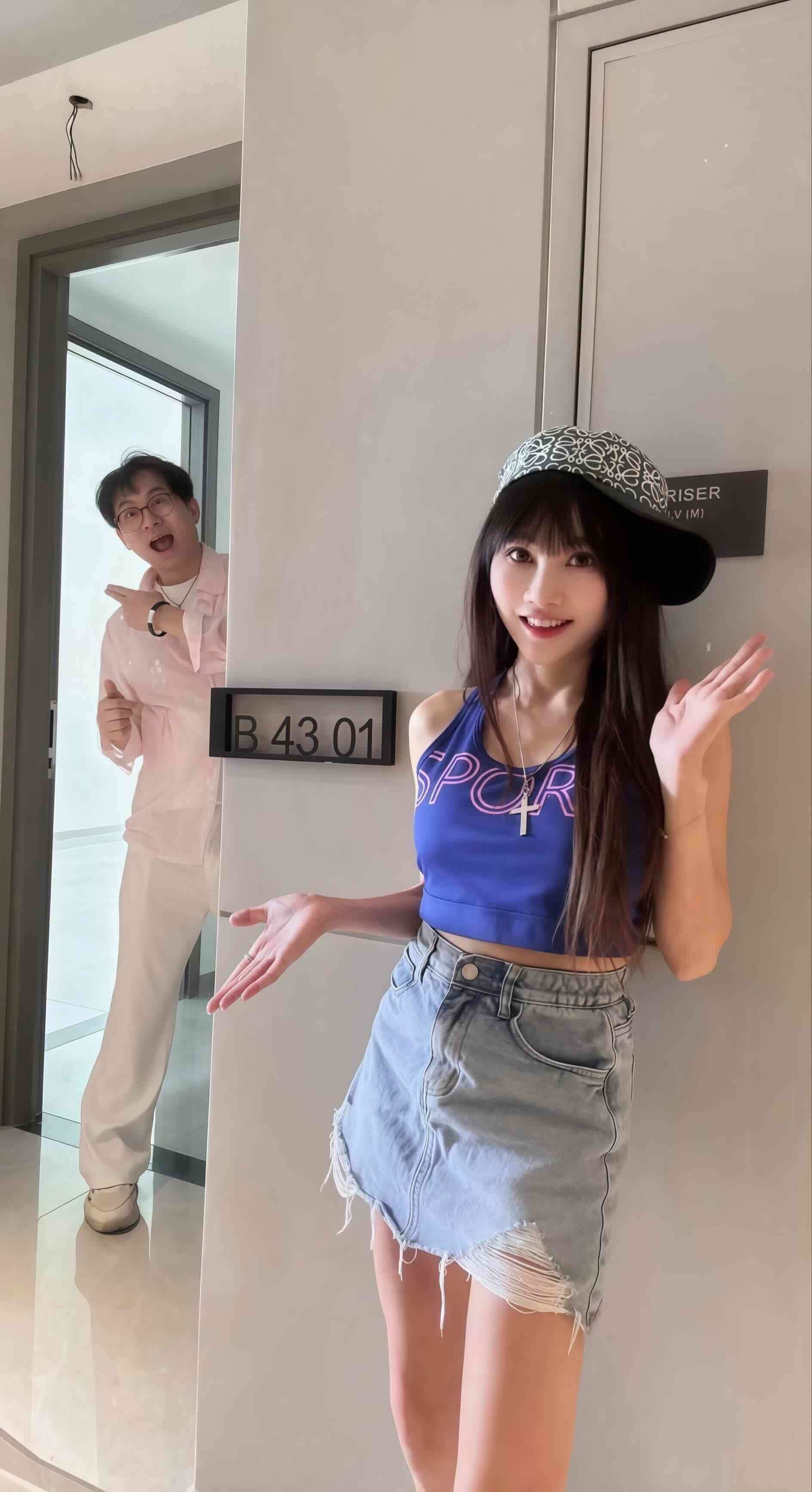 王宥忻（右）與老公翁承旭飛大馬驗收房產 驚人投報率曝光。（圖／IPAPA提供）