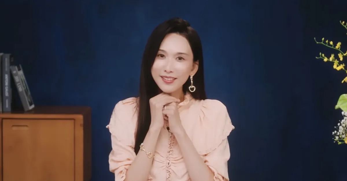 51歲林志玲登上《VOGUE》封面並接受訪談，最新模樣引發外界討論。（圖／翻攝自「VOGUE Taiwan」Youtube頻道）