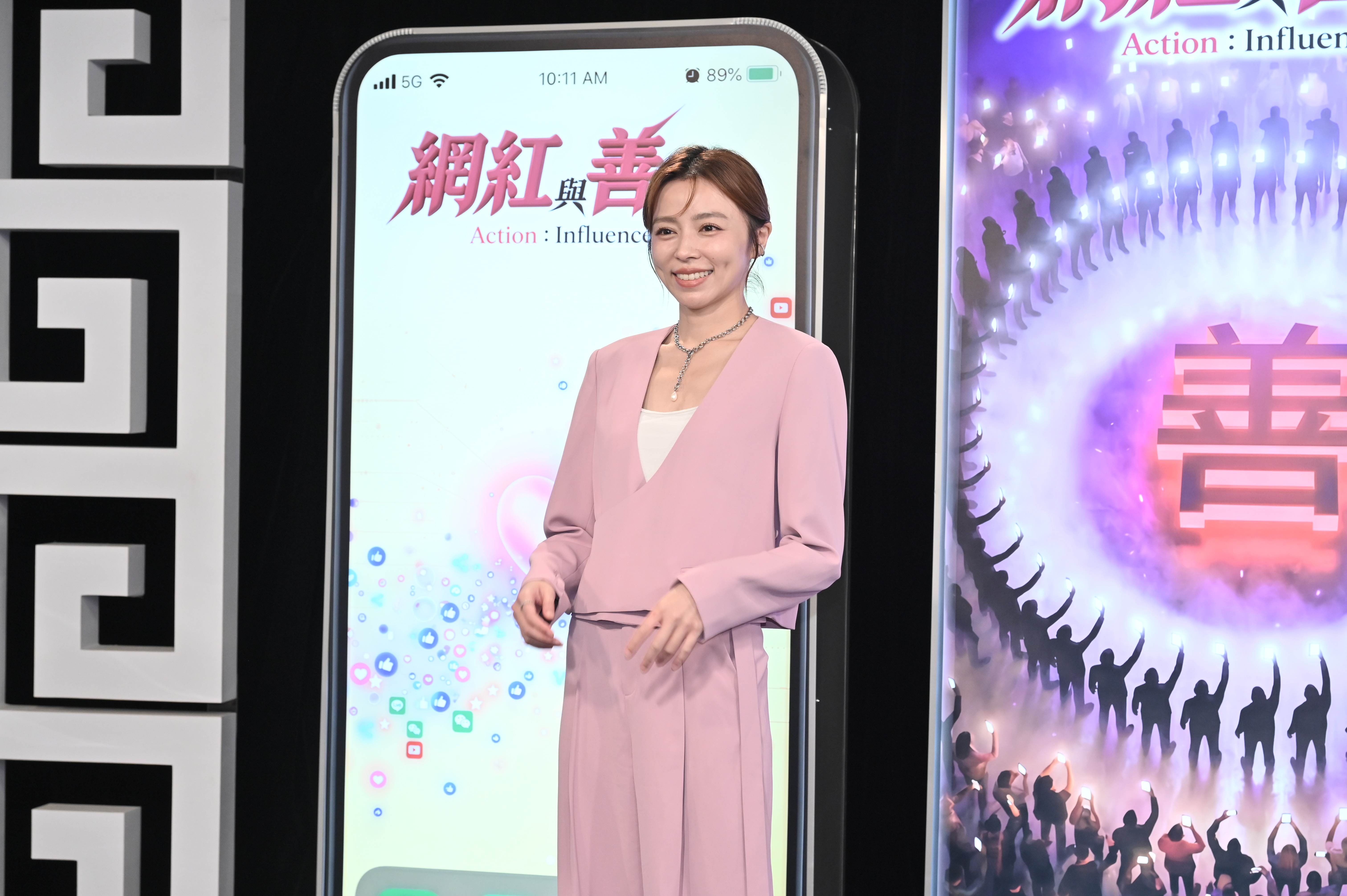 王瞳認被<a href='https://ent.ebc.net.tw/search/tags/張秀卿/' target='_blank'>張秀卿</a><a href='https://ent.ebc.net.tw/search/tags/離婚/' target='_blank'>離婚</a>消息嚇到。（圖／東森娛樂）