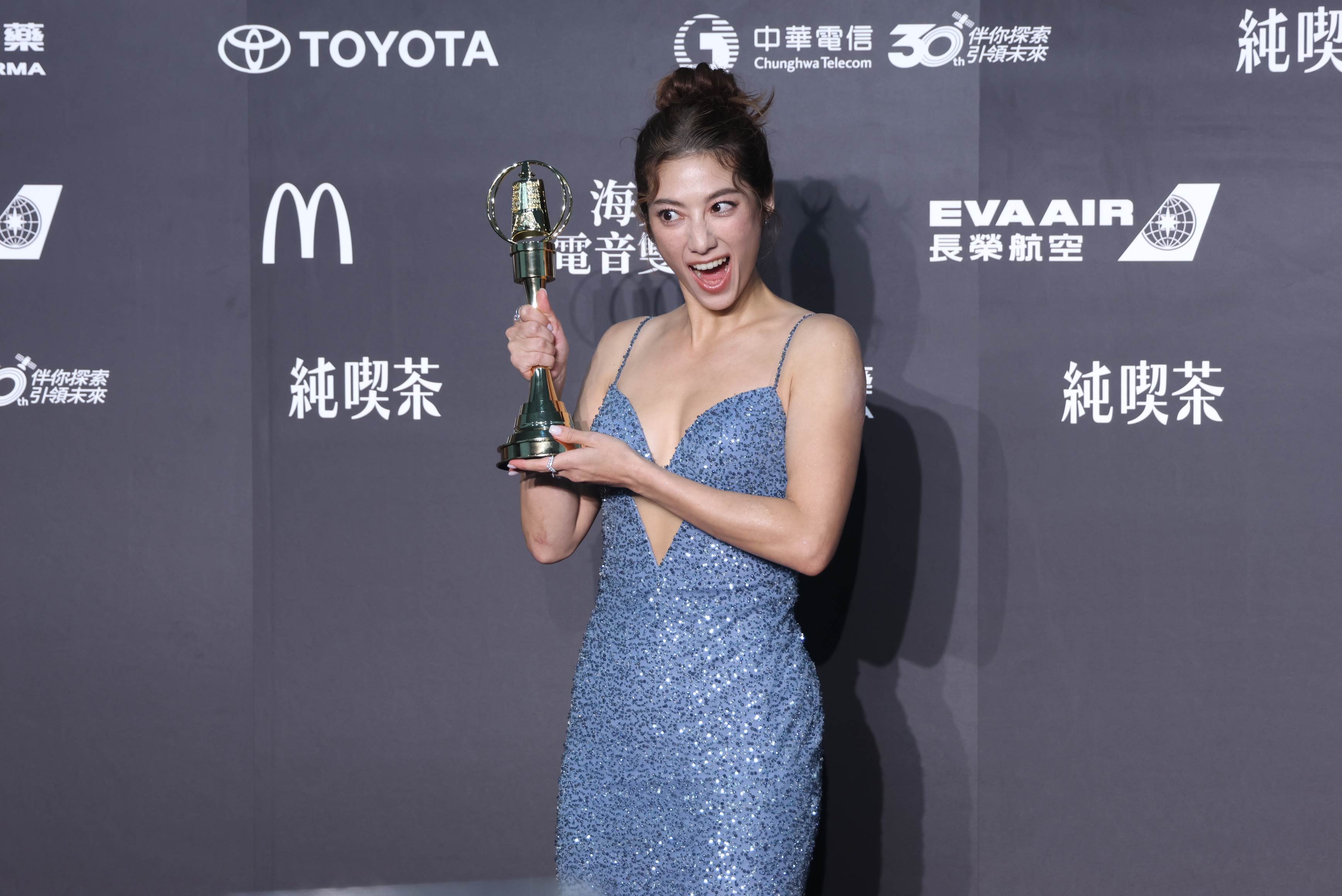 瑞瑪席丹打敗謝盈萱、舒淇奪迷你劇集影后。（圖／東森娛樂）